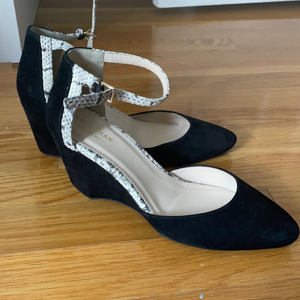Cole Haan Lara black suede wedge - size 7